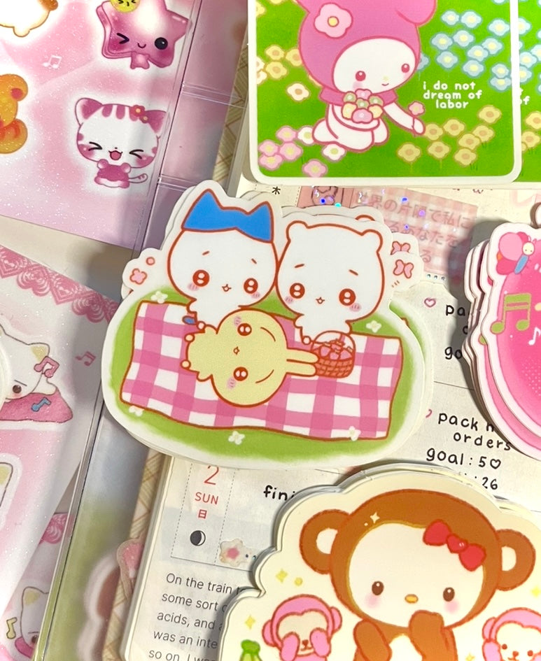 chikawa picnic clear sticker